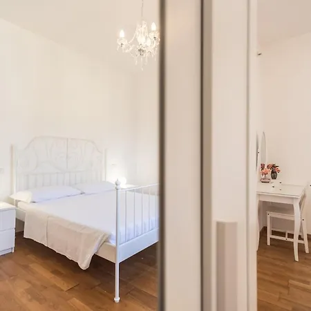 Angelic House Palace, Holiday home